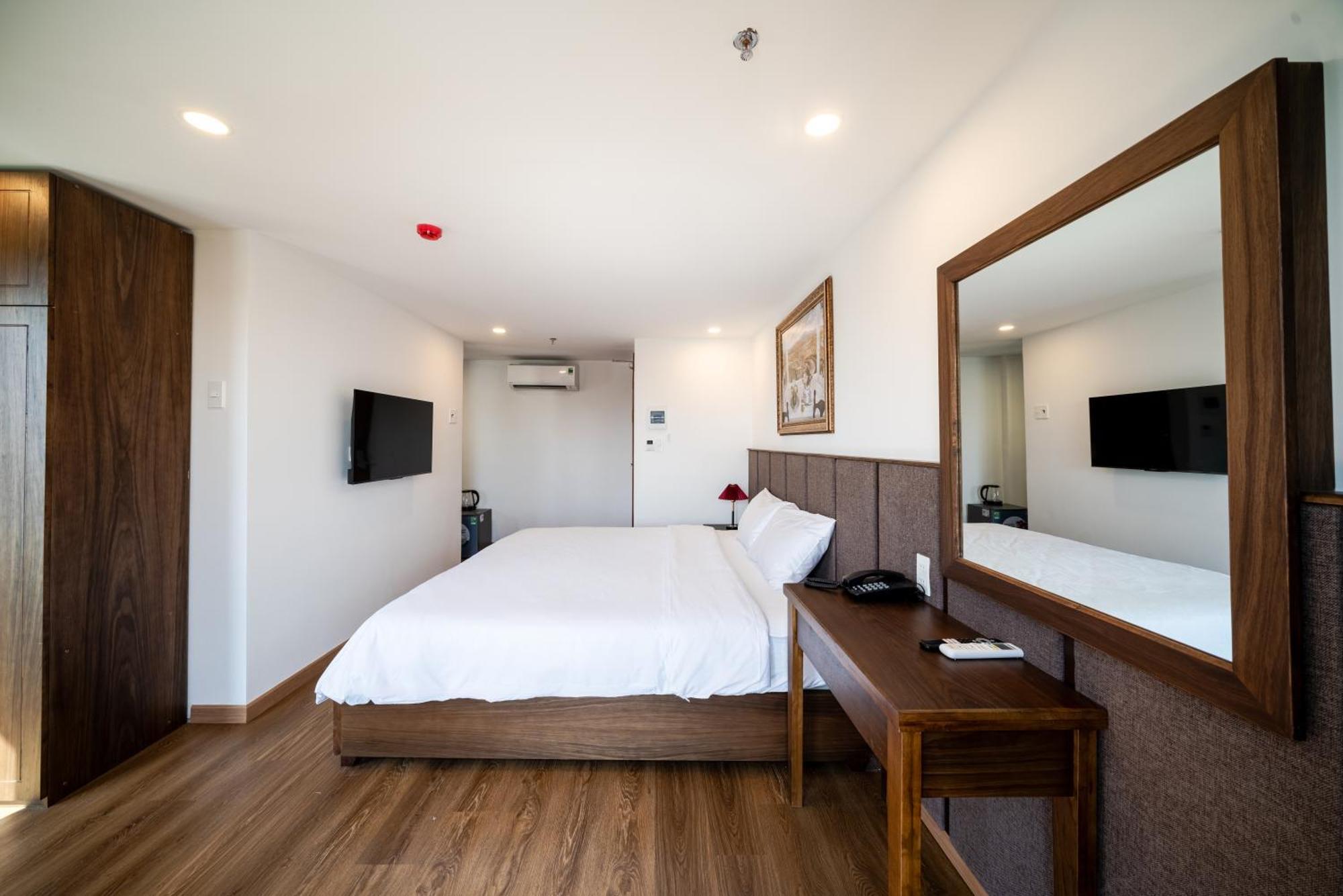 Langmandi Hotel & Apartment Da Nang Buitenkant foto