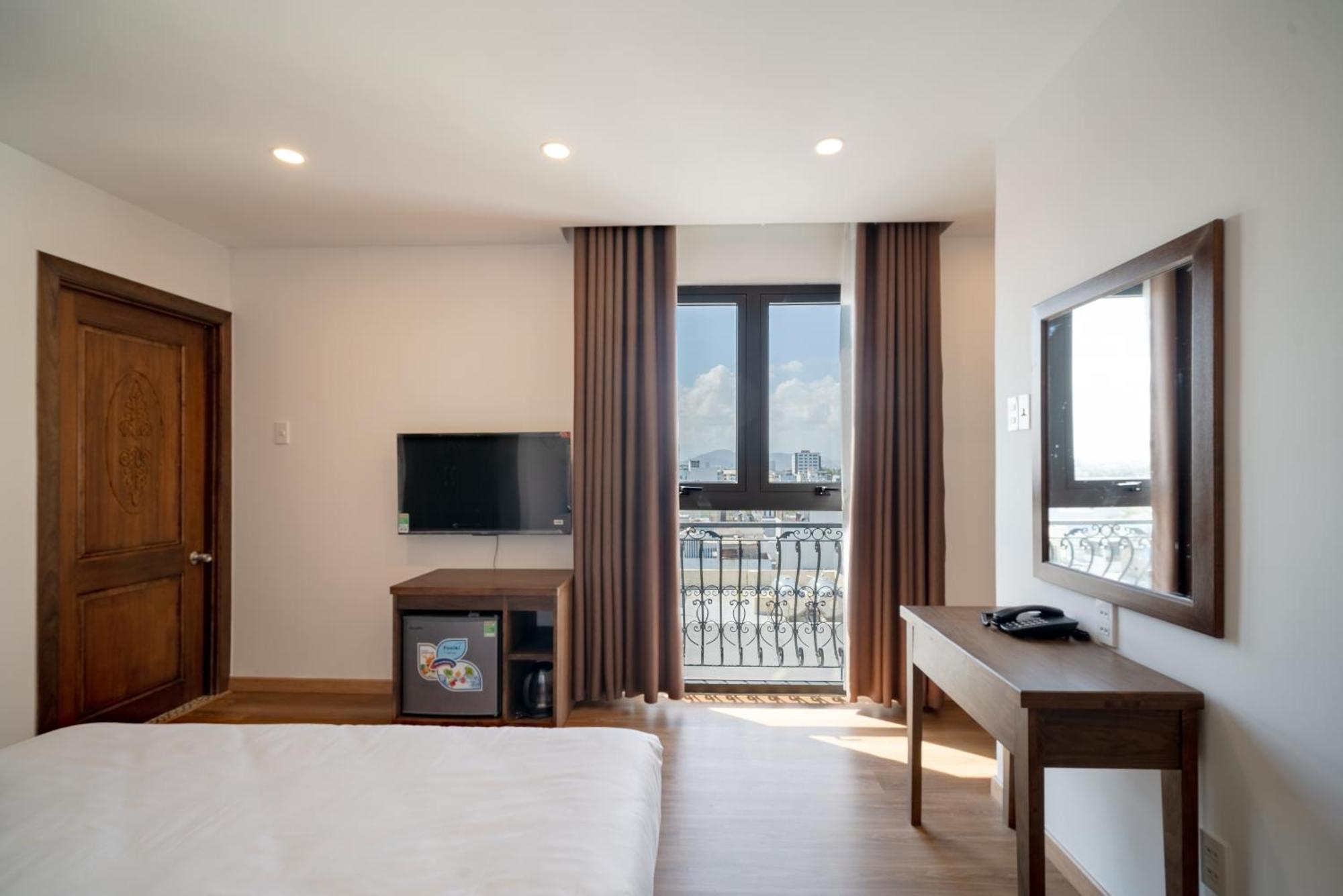 Langmandi Hotel & Apartment Da Nang Buitenkant foto